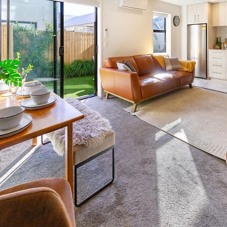 Gorgeous In Green - 2 Bed Central Oasis W/King Bed Christchurch Exteriér fotografie