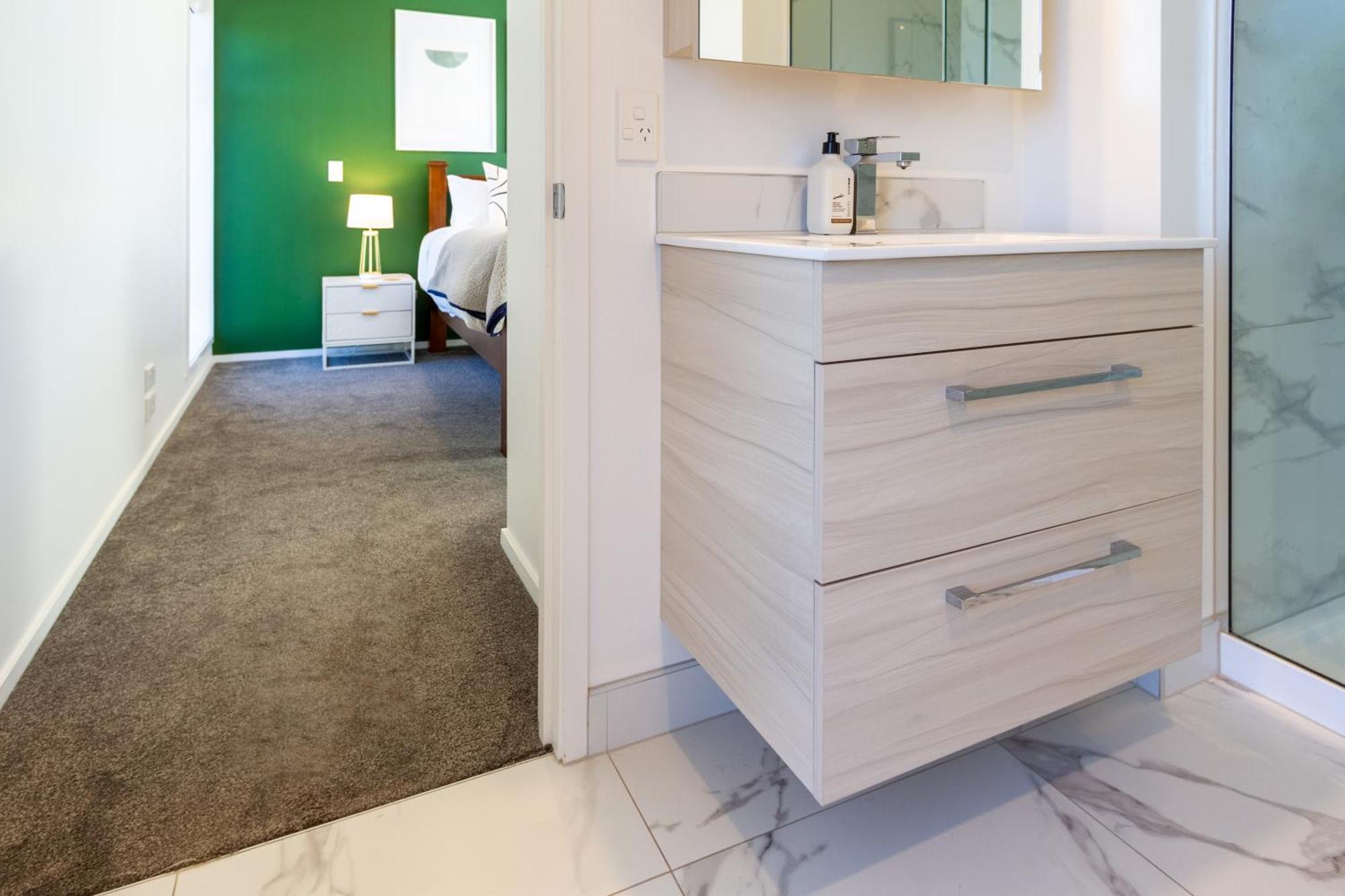 Gorgeous In Green - 2 Bed Central Oasis W/King Bed Christchurch Exteriér fotografie
