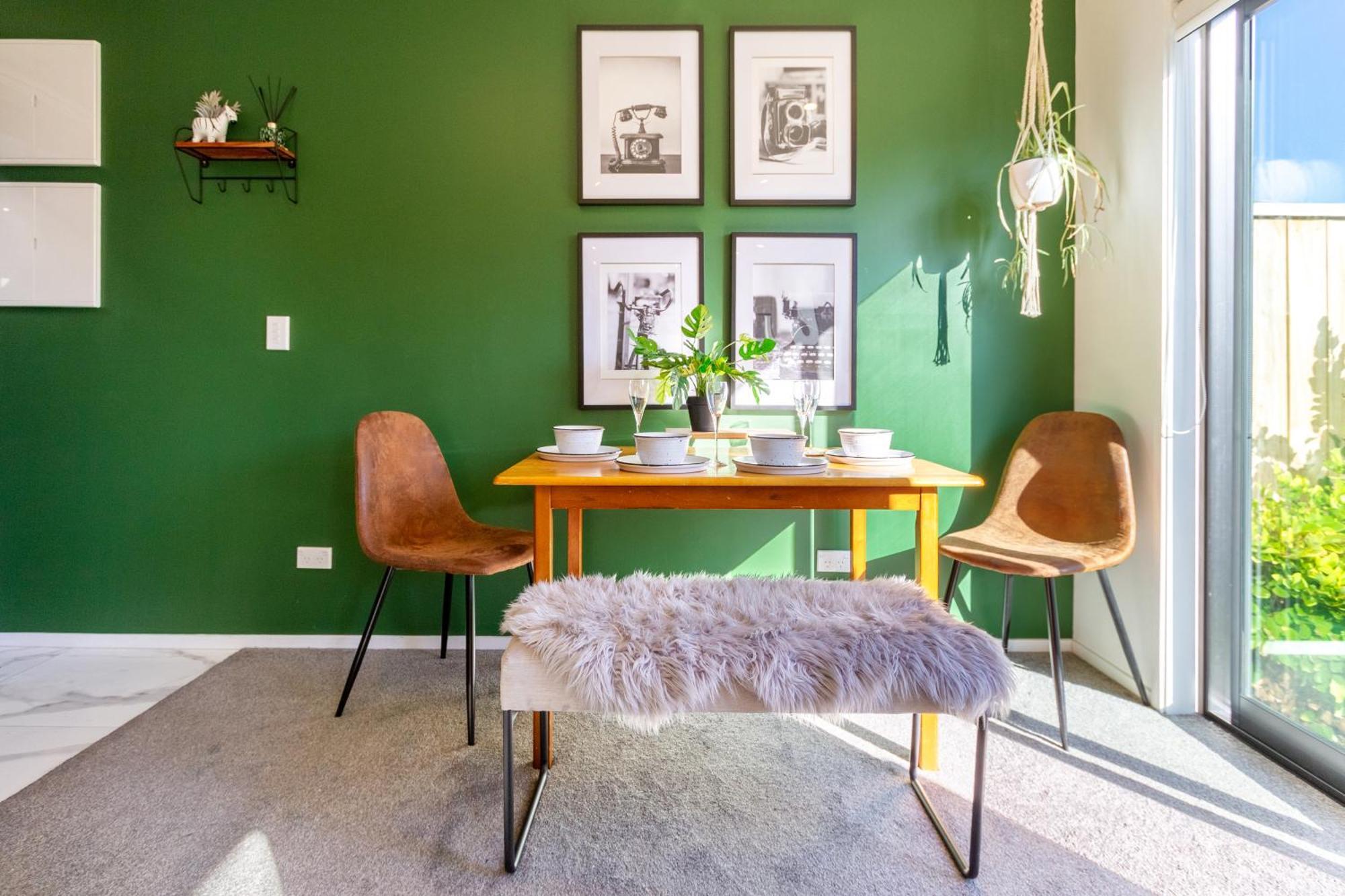 Gorgeous In Green - 2 Bed Central Oasis W/King Bed Christchurch Exteriér fotografie